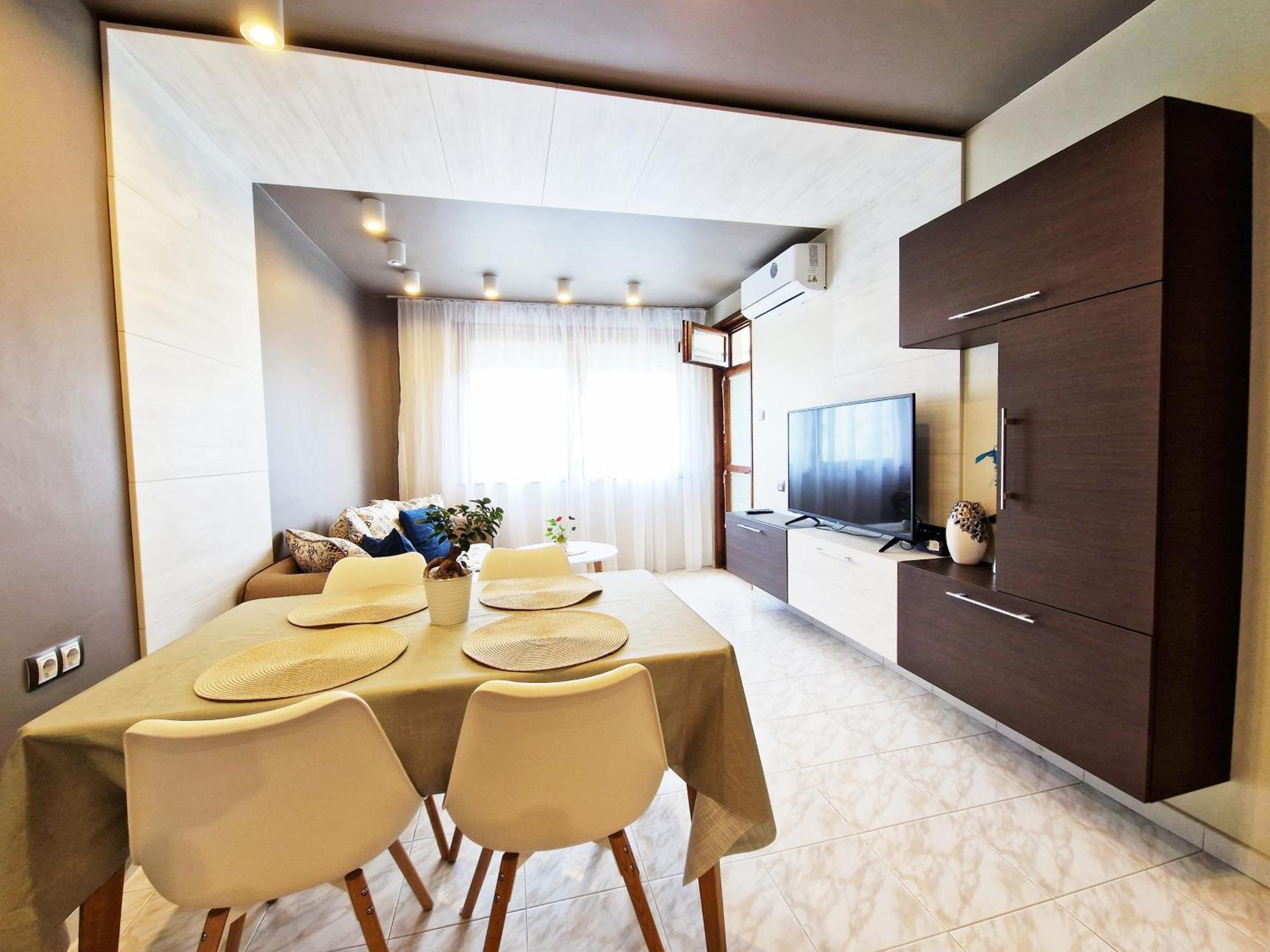 Central Apartment - Spacious Designer Property In Стара-Загора Экстерьер фото